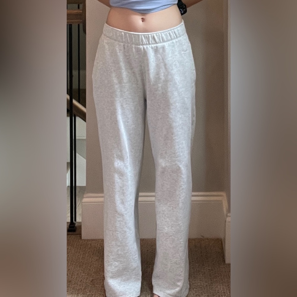 Hollister Ultra High-Rise Gray Sweatpants